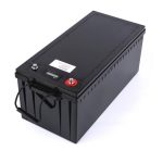 Tekne güneş enerjisi depolama RV için özelleştirilmiş pil paketi 24V 100AH 12v 200ah lifepo4 pil paketi
